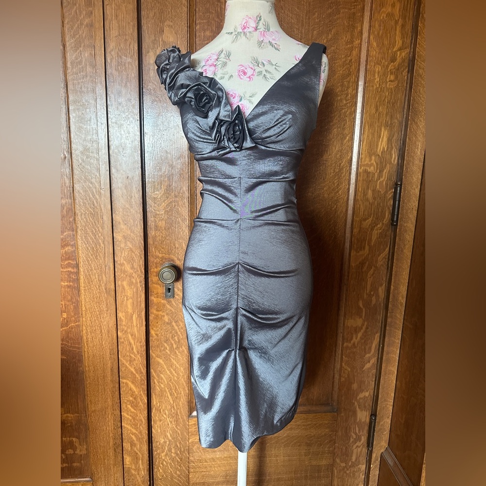 Vtg Y2K XSCAPE Joanna Chen Evening Dress Gunmetal Silver-Gray Ruffle, Sz 6